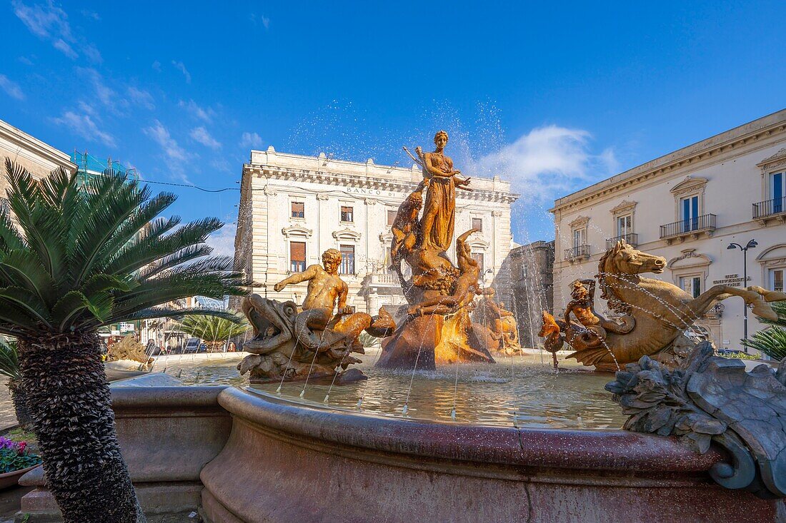 Diana's Fountain, Syracuse, Sicily, Italy, Mediterranean, Europe