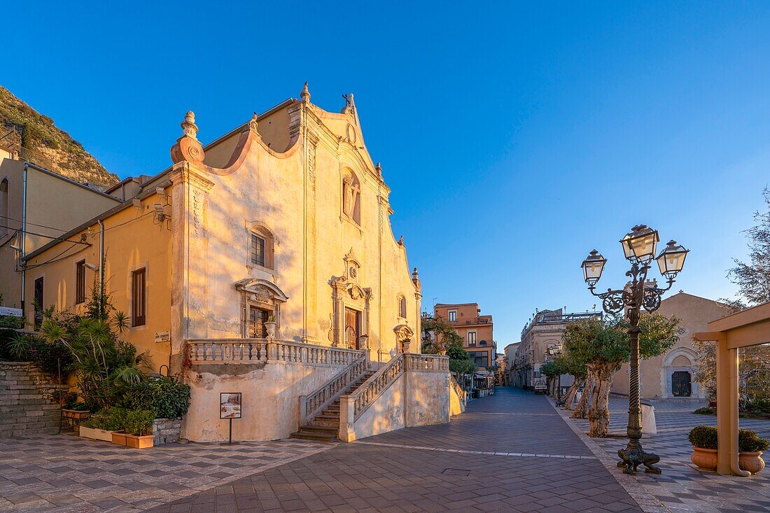 Church of San Giuseppe, Piazza IX aprile, Taormina, Messina, Sicily, Italy, Mediterranean, Europe