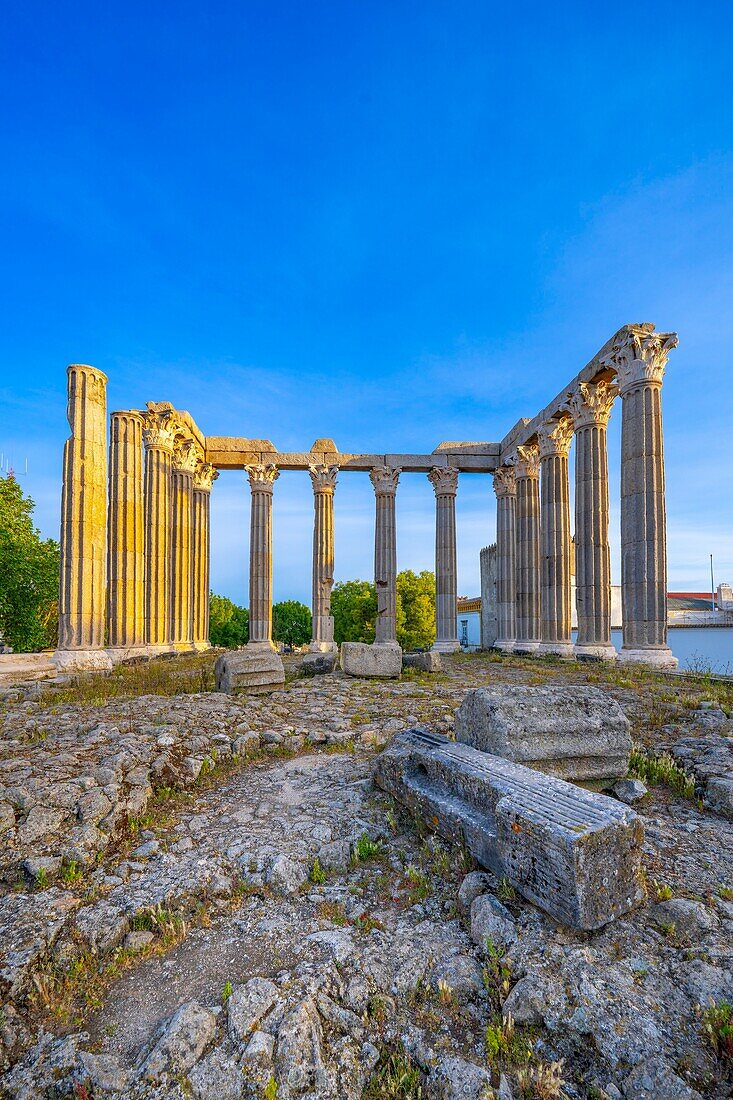 Tempel der Diana,römischer Tempel,UNESCO-Weltkulturerbe,Evora,Alentejo,Portugal,Europa