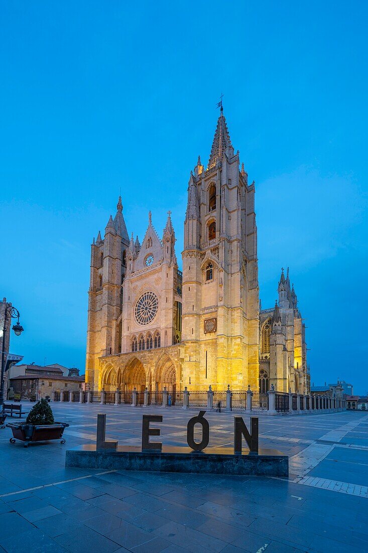 Santa MarAdz?a De Leon Cathedral, Leon, Castile and Leon, Spain, Europe