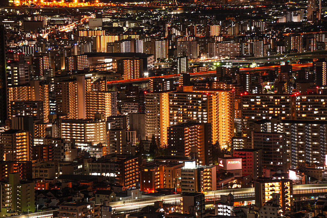 Nahaufnahme von Details,Mitternachtssilhouette von Osaka,Honshu,Japan,Asien