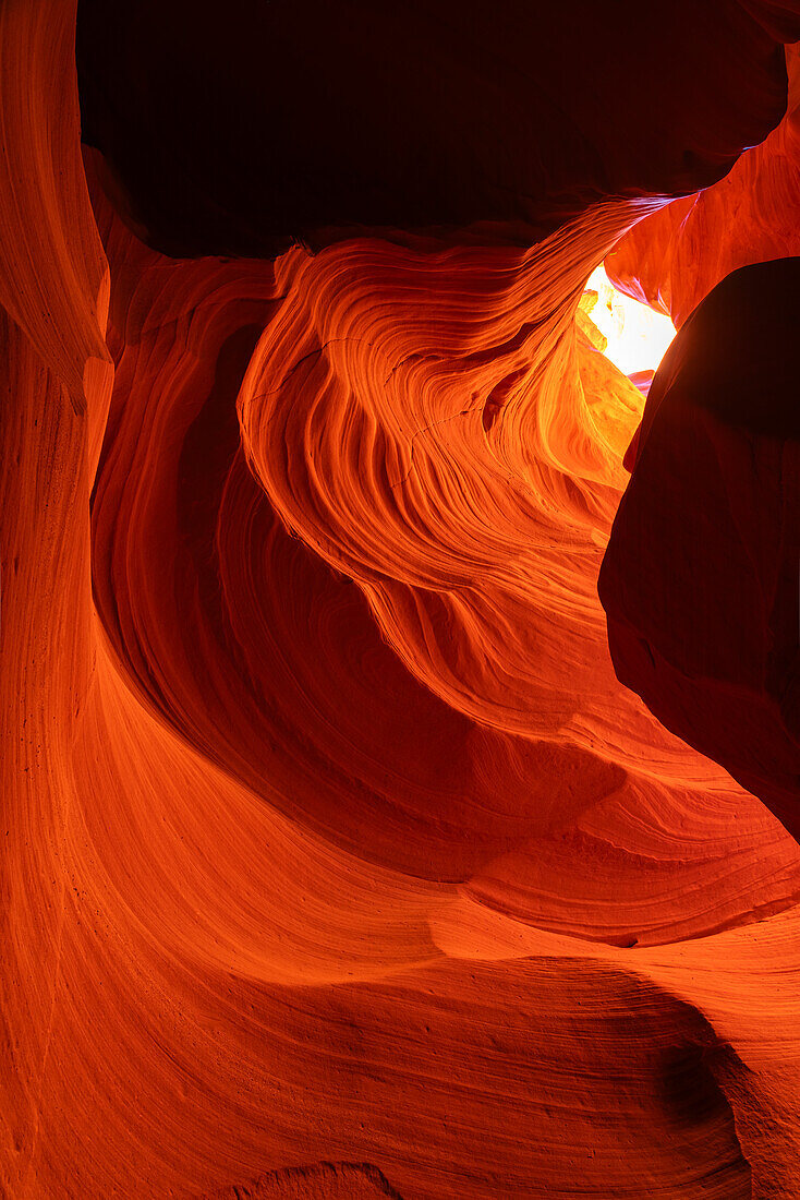 Abstrakte Details einer orangefarbenen Slot-Canyon-Wand,Antelope Canyon X,Page,Arizona,Vereinigte Staaten von Amerika,Nordamerika