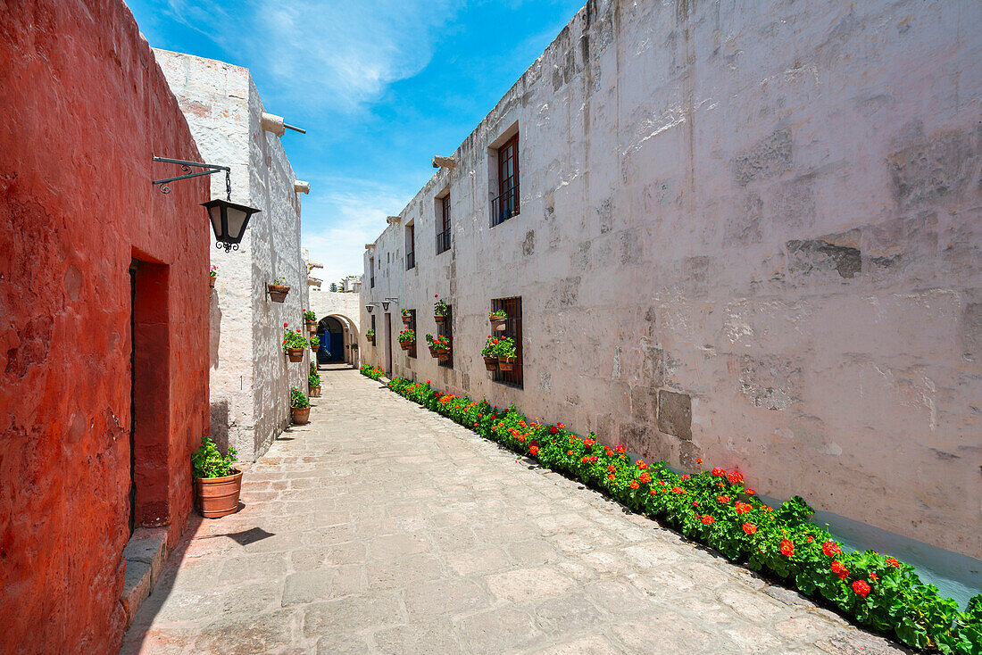 White and red sections of Cloister and Monastery of Santa Catalina de Siena, UNESCO World Heritage Site, Arequipa, Peru, South America