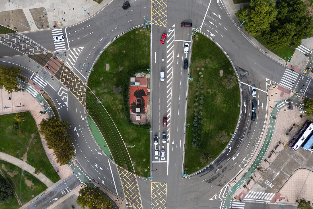 Aerial view of a roundabout in Zaragoza, Spain