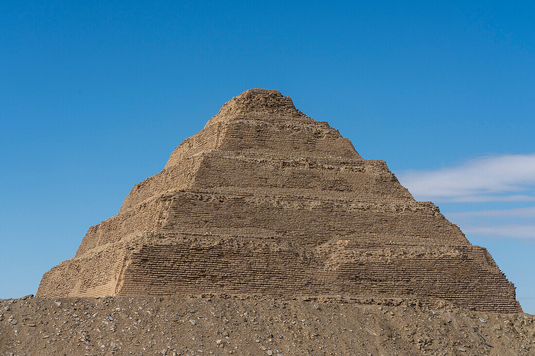 Stufenpyramide des Djoser,die erste Pyramide,Komplex von Saqqara,Ägypten.