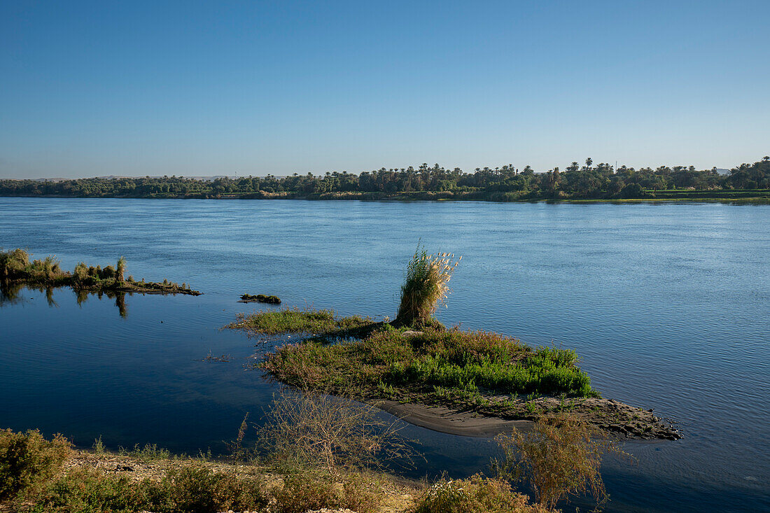 Nilfluss in der Nähe von Gebel Al-Silsila,Ägypten.