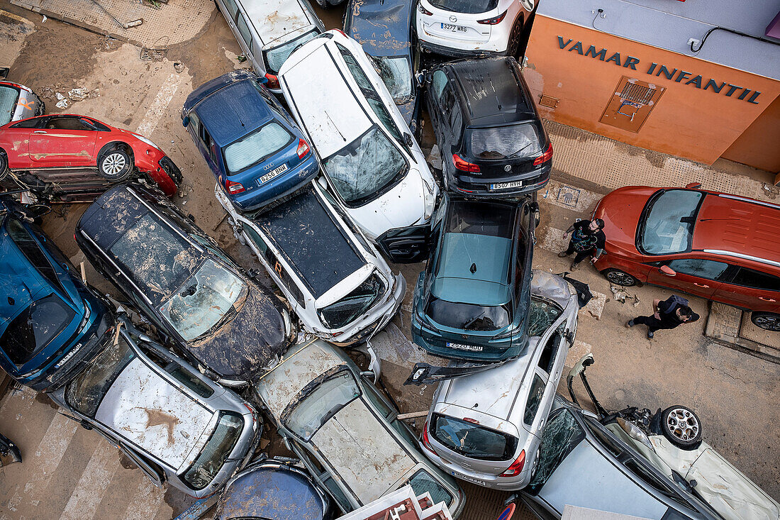 Effects of the DANA floods of October 29, 2024, in Ausias March street, Alfafar, Comunidad de Valencia, Spain