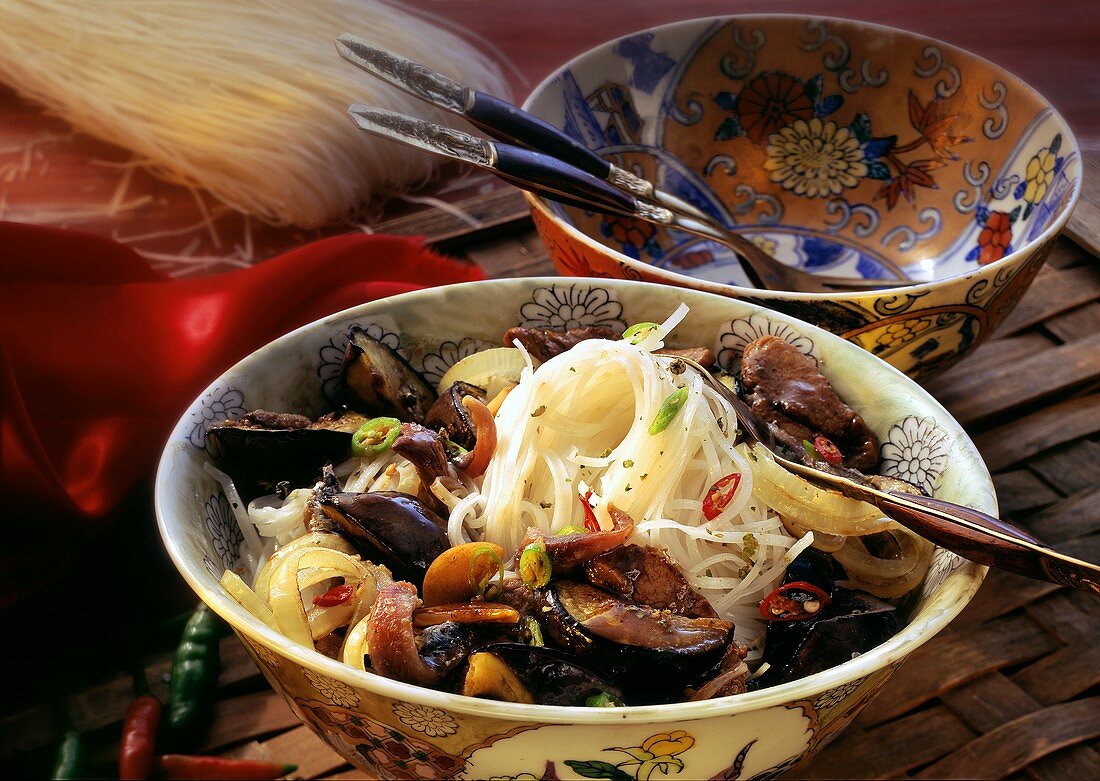 Lauot-Lauot (glass noodles with meat, vegetables, anchovies)