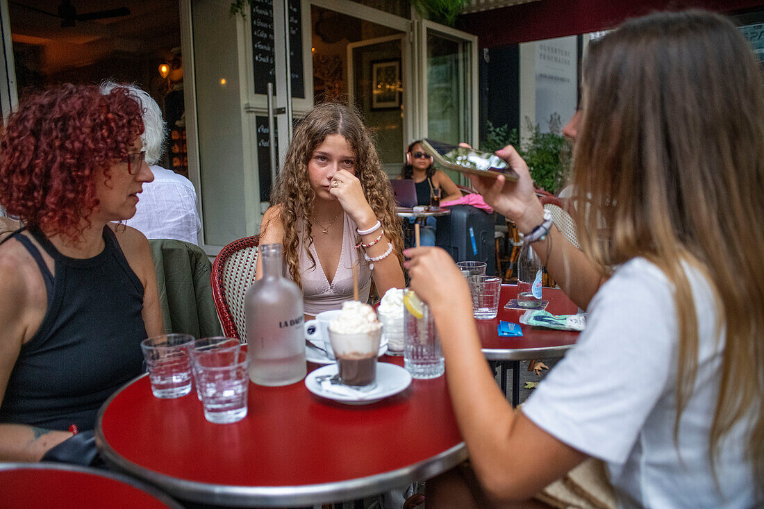 Les deux magots cafe chocolaterie restaurant, on Saint-Germain-des-Prés,