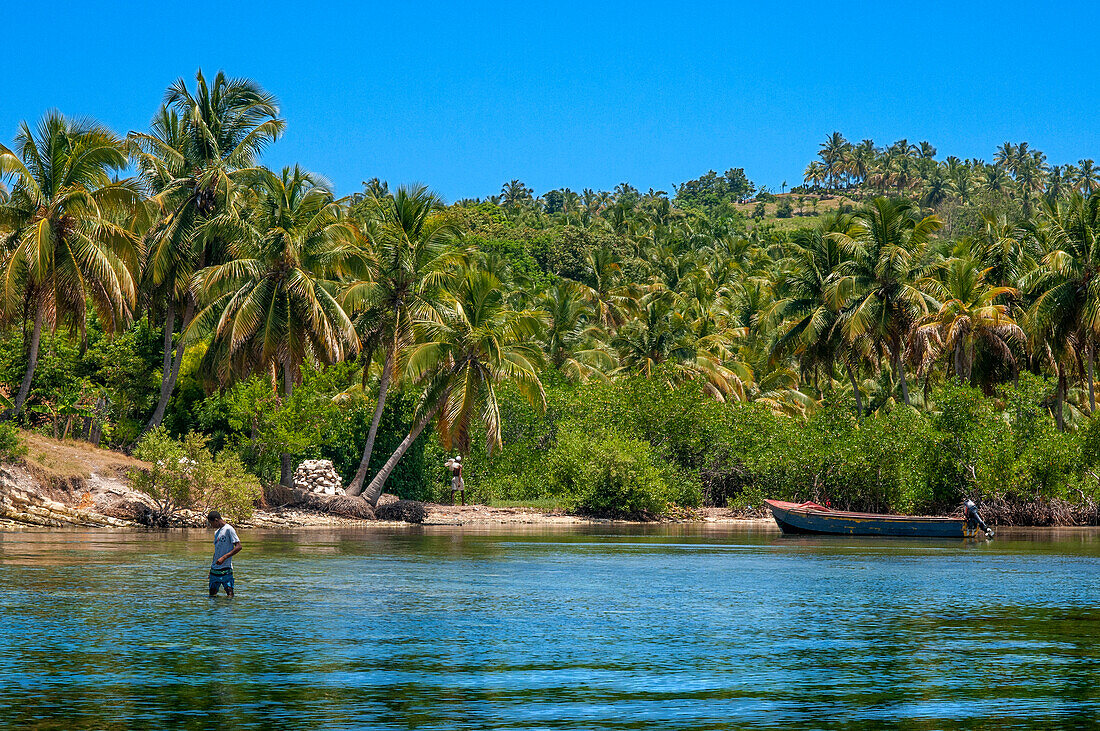 Strand am Wasser in Île-à-Vache, Provinz Sud, Haiti