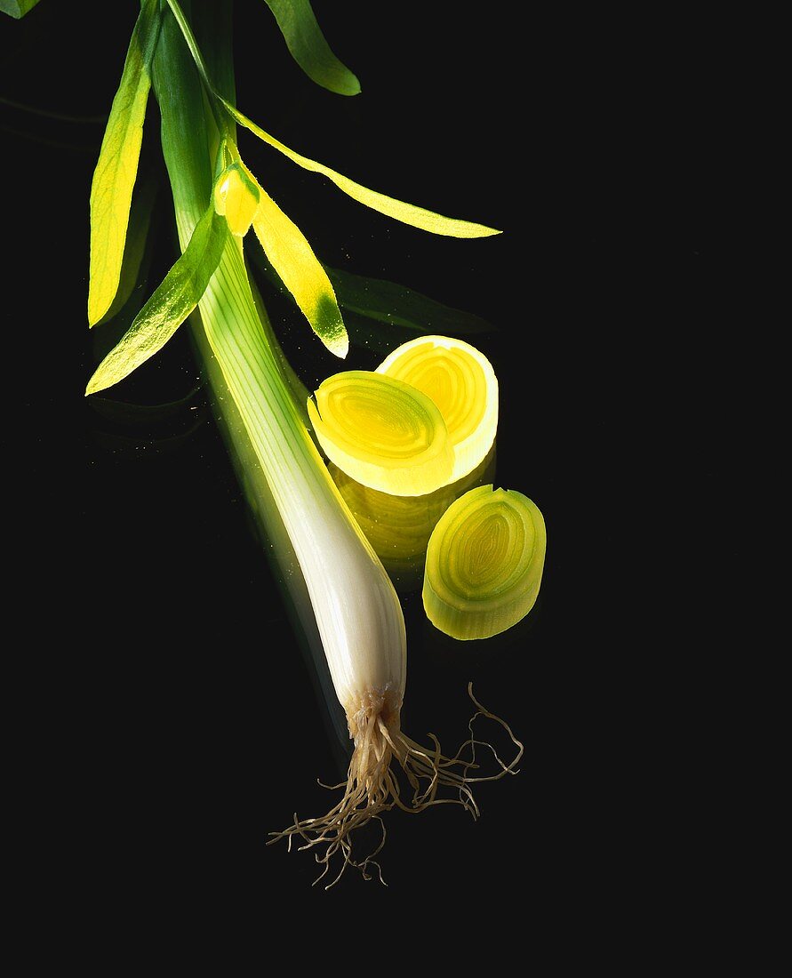 Whole Spring Onion with Slices