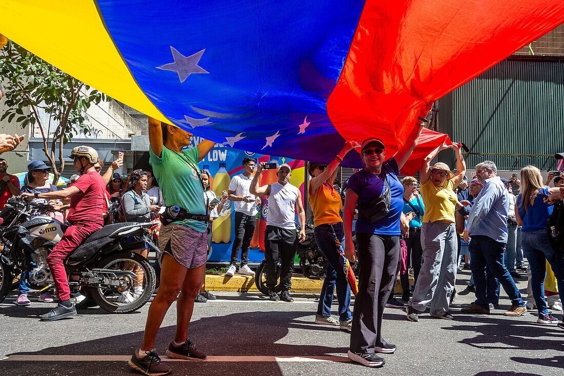 Gegner der Regierung von Nicolas Maduro, Protestmarsch gegen die Vereidigung von Nicolas Maduro am 10. Januar 2025.