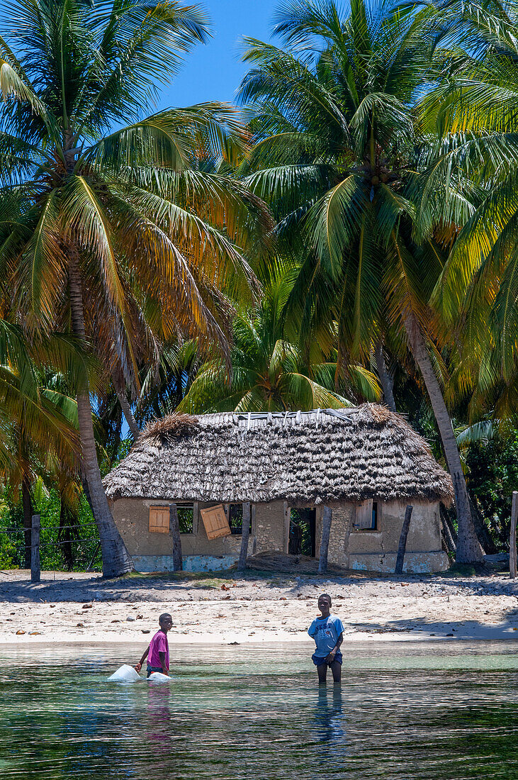 Strand am Wasser in Île-à-Vache, Provinz Sud, Haiti