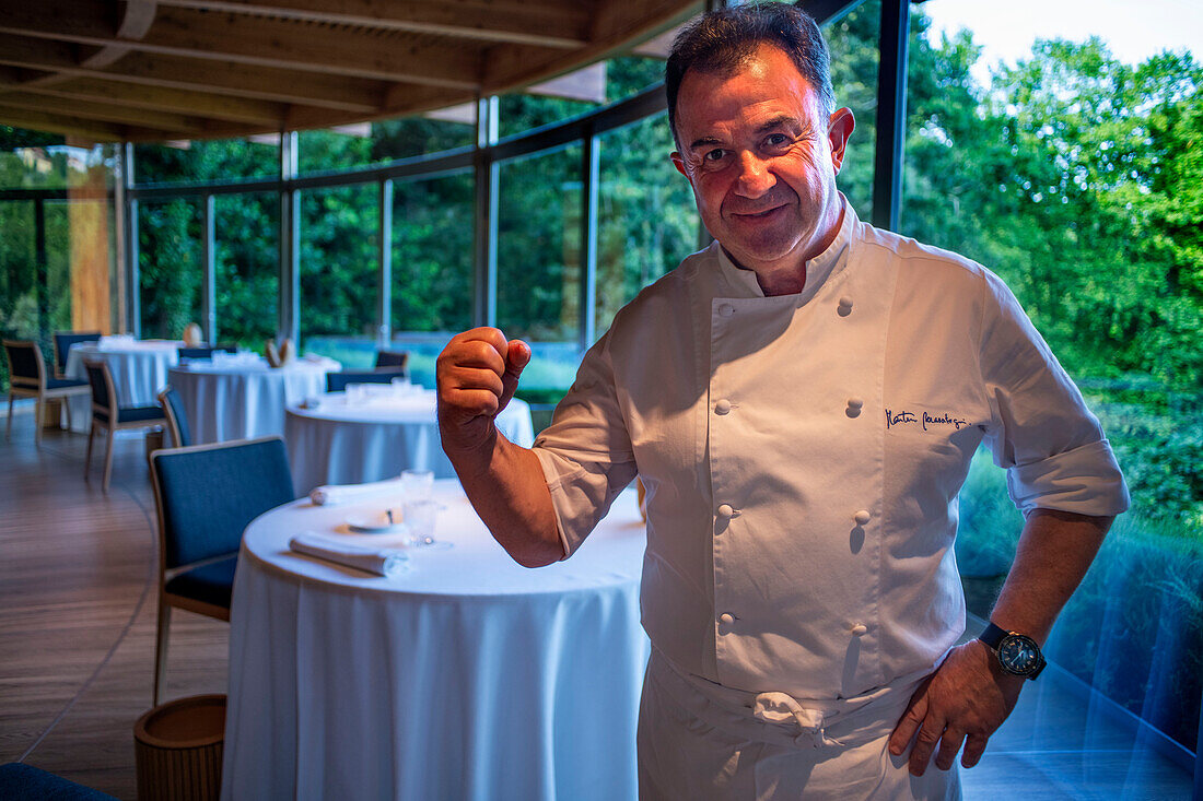 Portrait of the starred michelin chef Martín Berasategui in his restaurant in Lasarte (near San Sebastián), Gipuzkoa, Basque country, Euskadi, Spain.