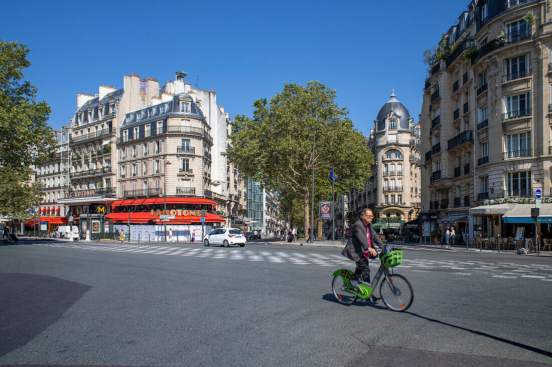 La Rotonde Cafe-Restaurant in einer Allee in Montparnasse Paris Frankreich EU Europa