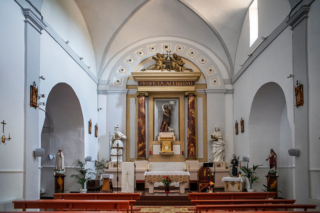 Donibane de Akre benetazko Monastegia, Real Monasterio de San Juan de Acre, Maltako ordena gesaltzan, la orden de malta en Salinas de Añana, Añana, Alava, Araba Basque Country, Euskadi Spain