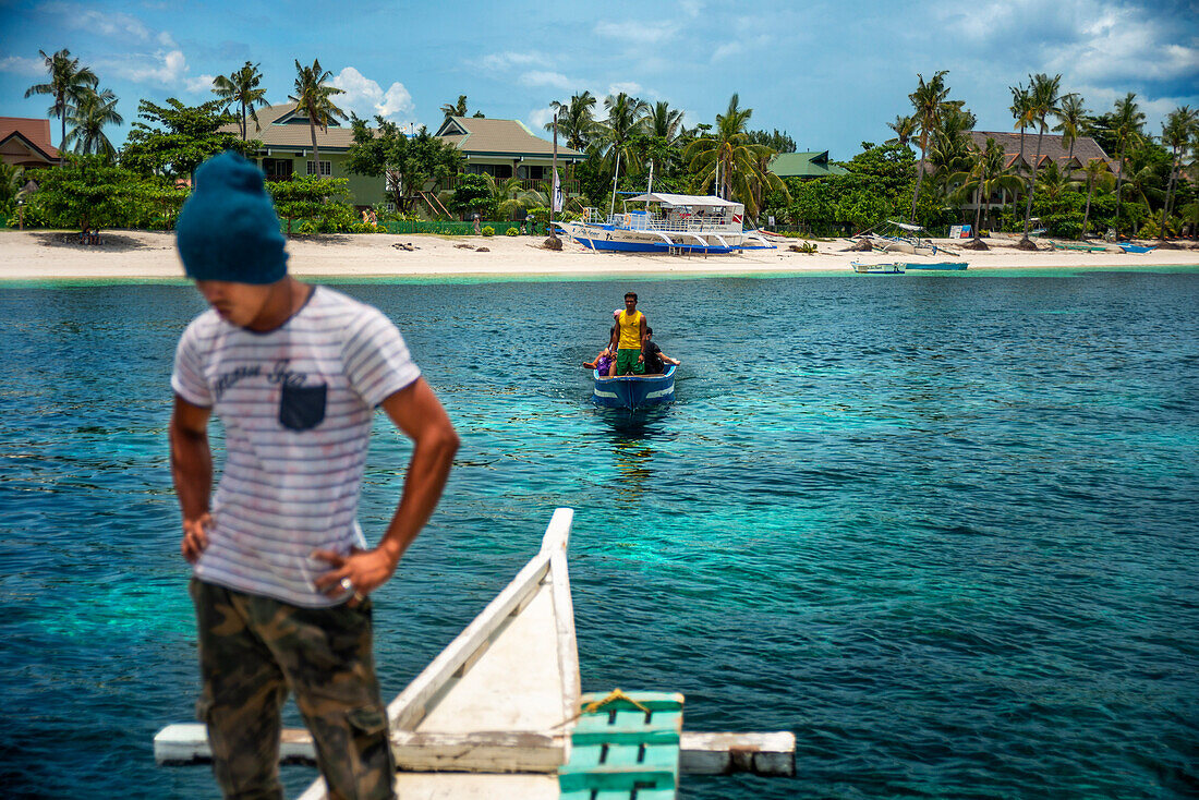 Einheimisches Boot zum Bounty-Strand, Insel Malapascua, Cebu, Philippinen