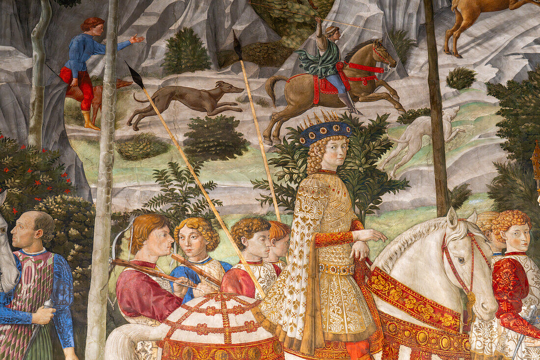 Fresko der Reise der Heiligen Drei Könige nach Bethlehem in der Kapelle der Heiligen Drei Könige im Palazzo Medici Riccardi in Florenz, Italien. Auf dem Gemälde sind Mitglieder der Familie de' Medici abgebildet.