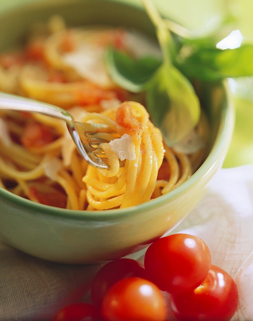 Spaghetti with Fresh Herbs and Tomatoes
