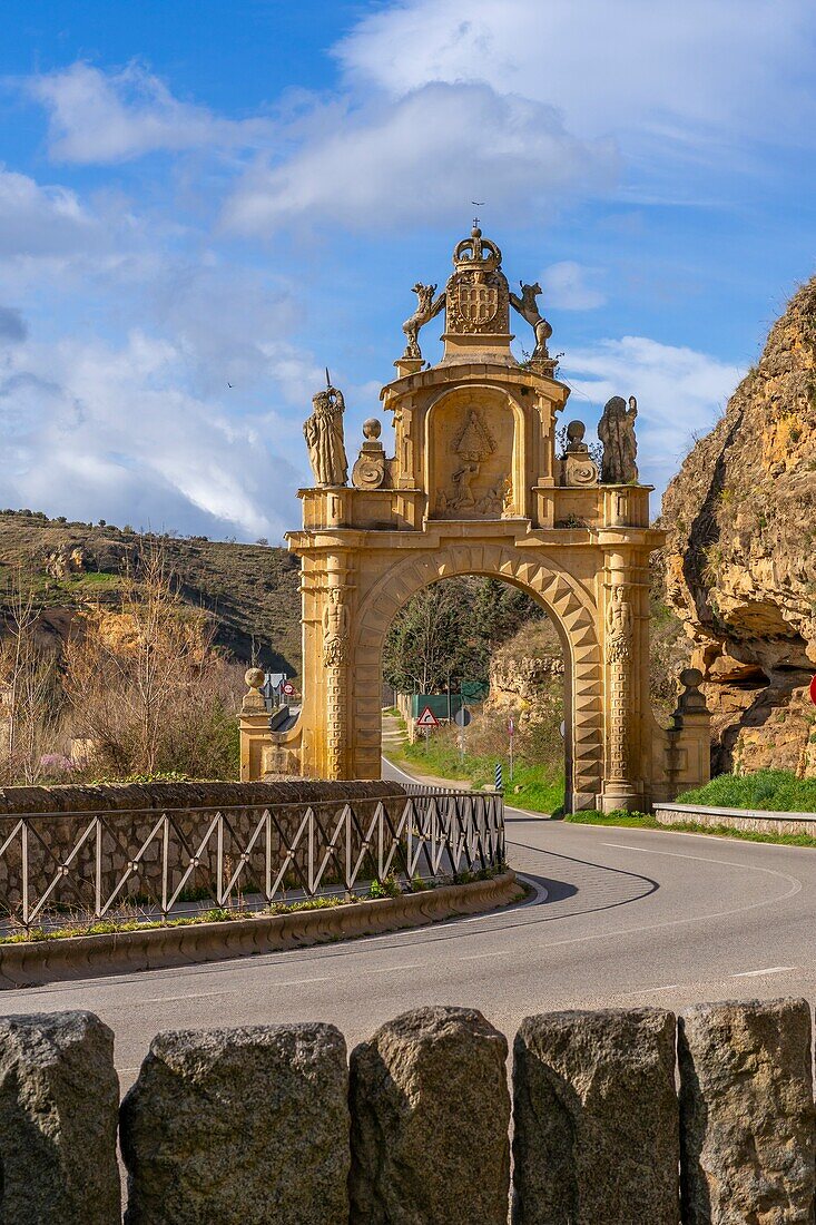 Arch of Fuencisla (Arco de la Fuencisla), Segovia, Castile and Leon, Spain