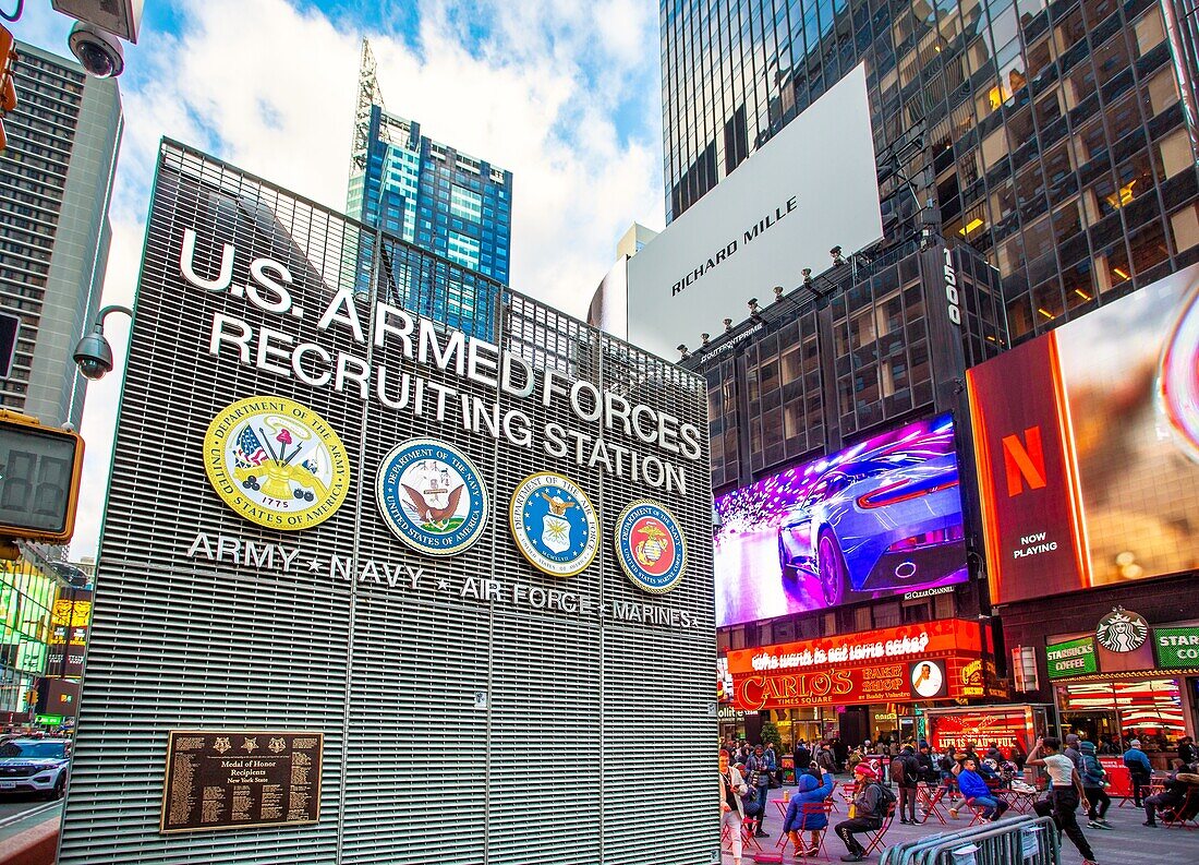 US Armed Forces Recruiting Station, Times Square, Manhattan, New York City, Vereinigte Staaten von Amerika