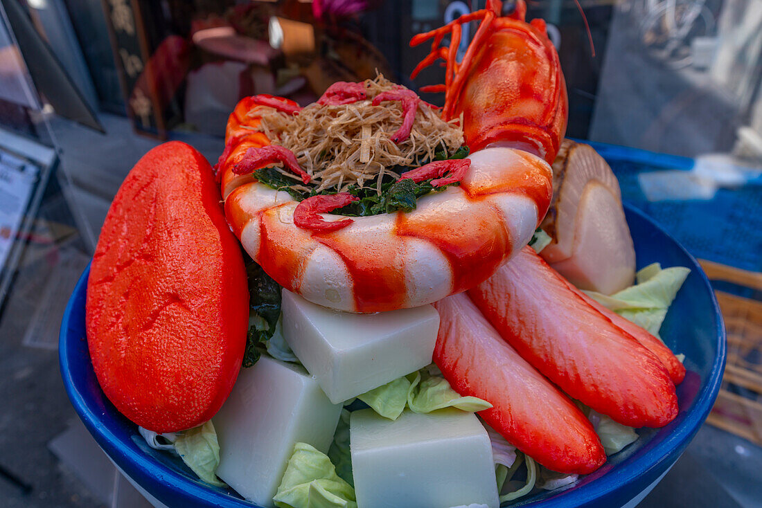 View of large seafood dish outside restaurant in Asakusa, Taito City, Tokyo, Honshu, Japan