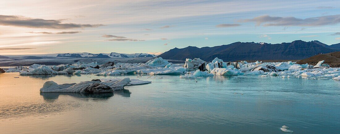 Iceland, Southern Region, Jokulsarlon glacier