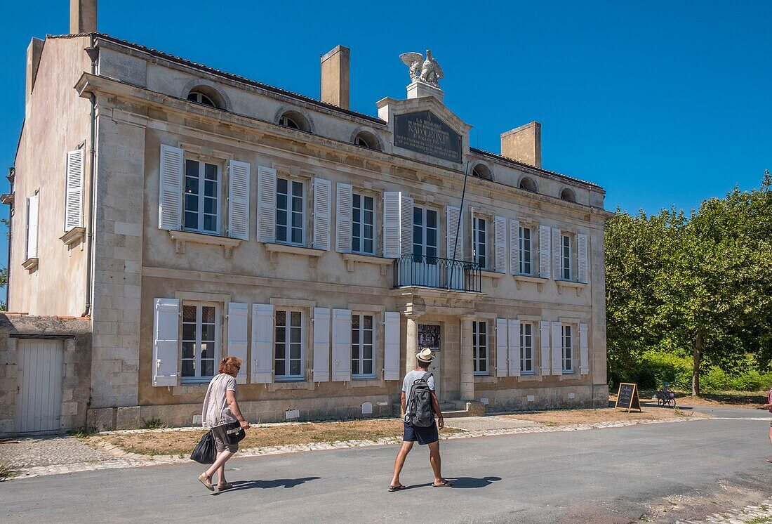 Frankreich, Charente Maritime, Ile d'Aix, Burg, Musee Napoleonien (Napoleonisches Museum) in der Rue Napoleon