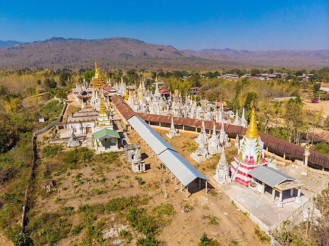 Myanmar (Burma), Shan-Staat, Inle-See, Thaung Thau-Kloster (Luftaufnahme)