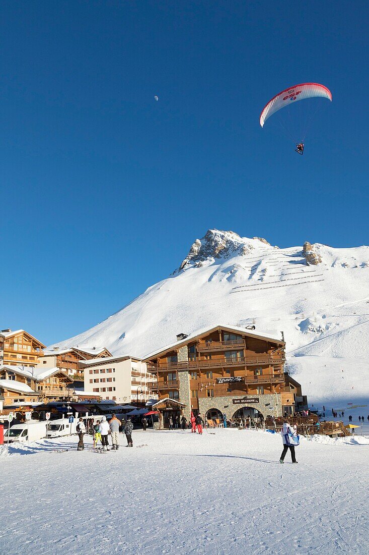 France, Savoie, Vanoise Massif, Tignes, Tignes le lac at 2100 meters