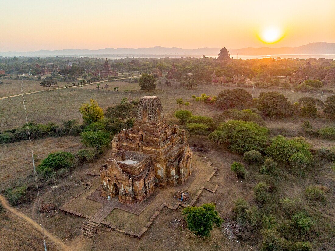 Myanmar (Burma), Region Mandalay, buddhistische archäologische Stätte von Bagan, die von der UNESCO zum Weltkulturerbe erklärt wurde (Luftaufnahme)