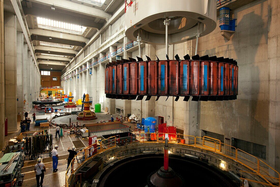 France, Vaucluse, Bollene, Central lock on the Donzere Mondragon Canal, engine room, rotor exit