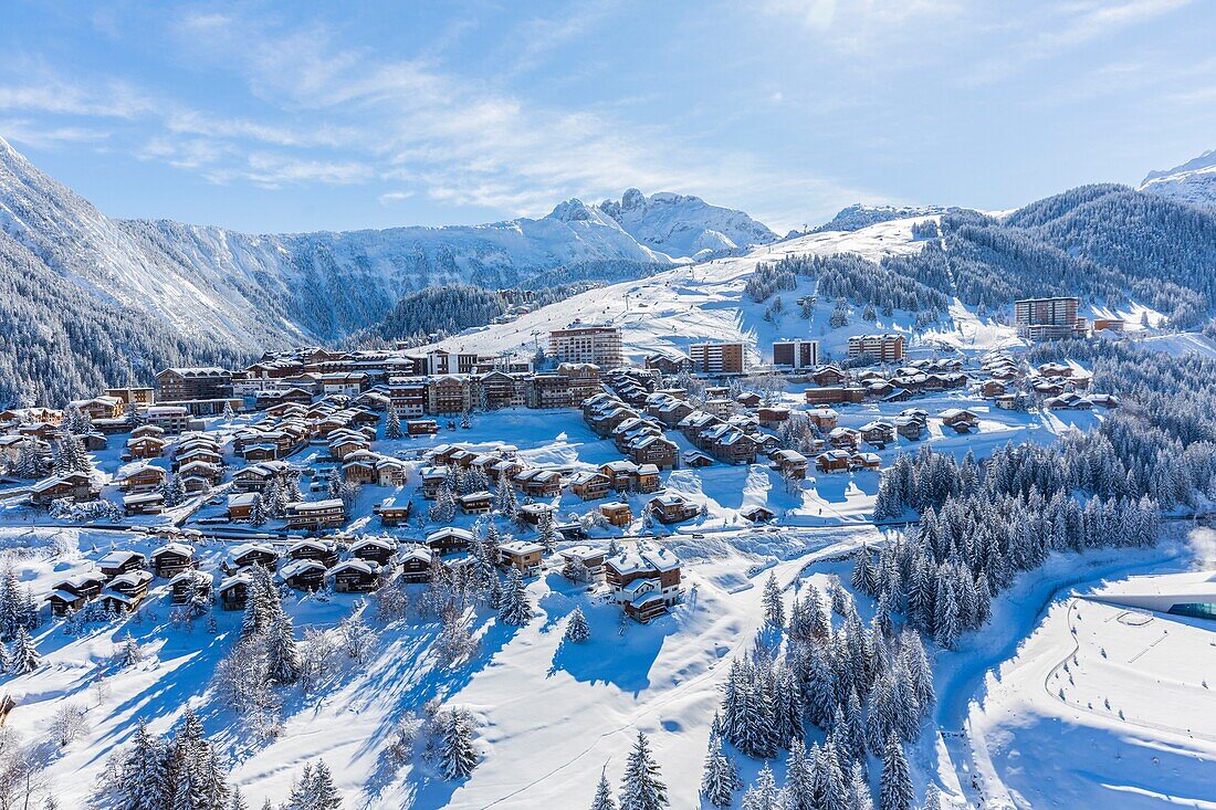 France, Savoie, Courchevel Moriond, Massif of the Vanoise, Tarentaise valley, view of the Dents de la Portetta