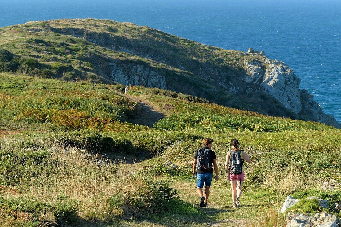 France, Finistere, Cleden Cap Sizun, the GR34 on the northern coast of Cape Sizun