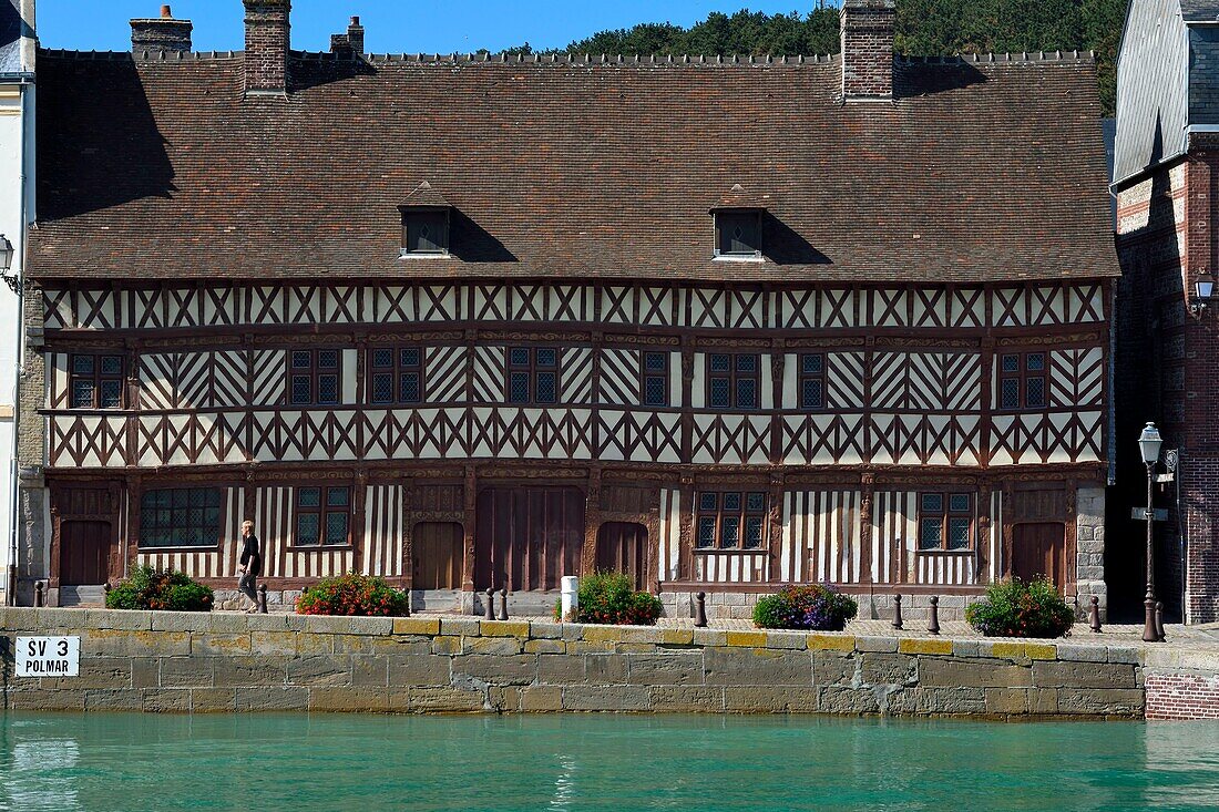 Frankreich, Seine-Maritime, Cote d'Albatre (Alabasterküste), Pays de Caux, Saint-Valery-en-Caux, das Fachwerkhaus namens Heinrich IV (1540) auch Haus Ladire genannt