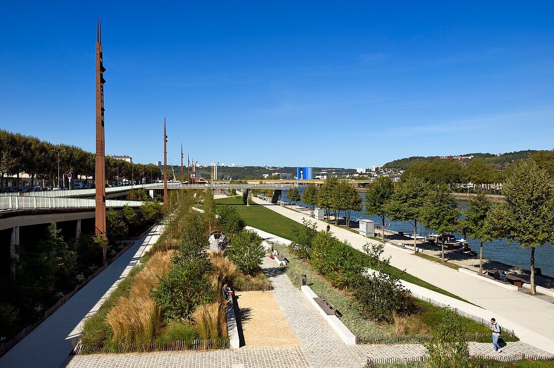 France, Seine Maritime, Rouen, gardens of the newly developed left bank quays