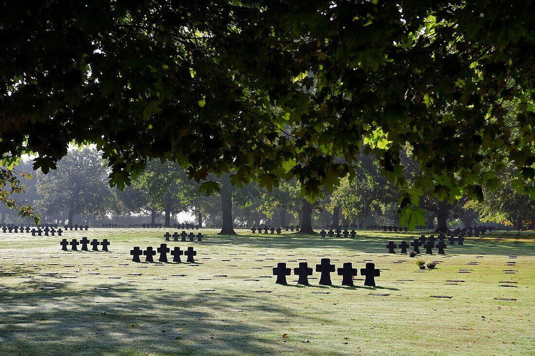 Frankreich, Calvados, La Cambe, deutscher Soldatenfriedhof des Zweiten Weltkriegs