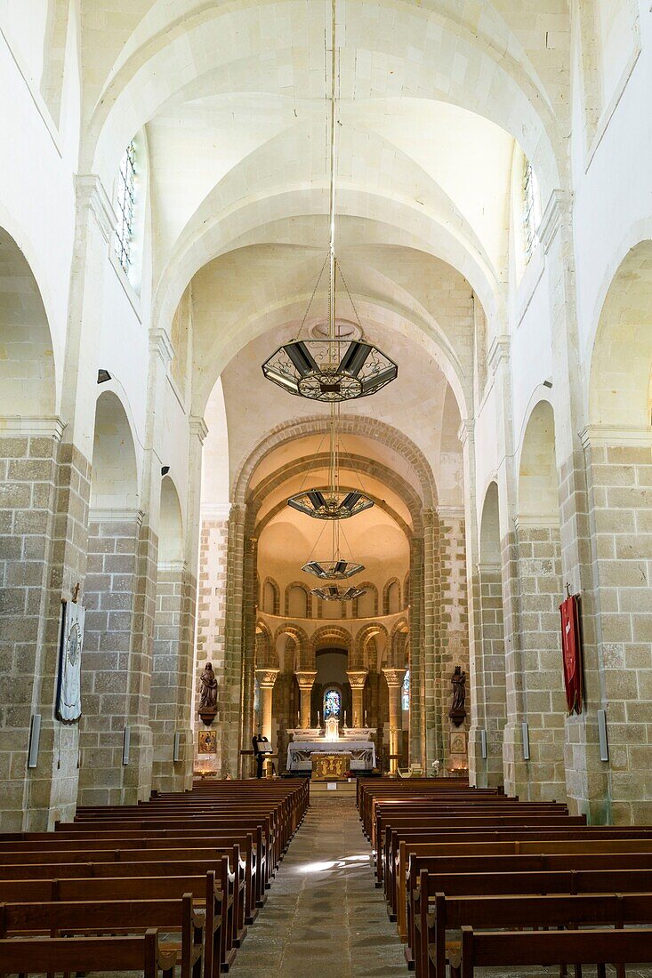 Frankreich, Morbihan, Saint-Gildas de Rhuys, das Kirchenschiff der Abteikirche