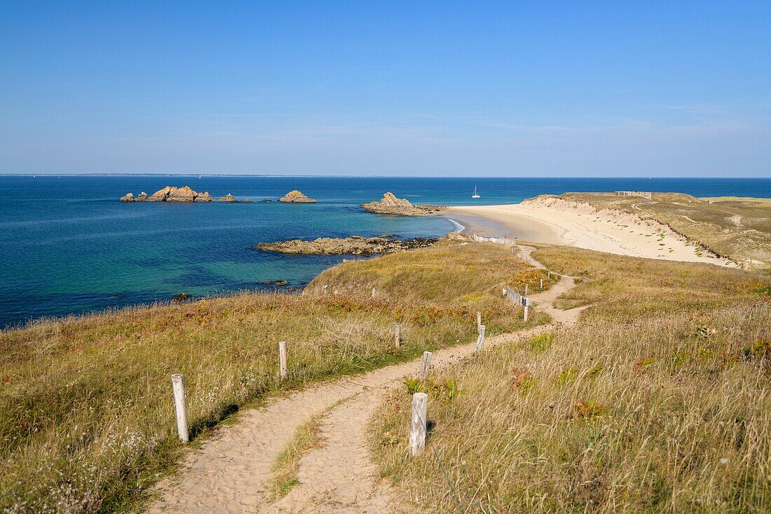 Frankreich, Morbihan, Houat, Nordseite, Spaziergang zum Strand von Tal er Han