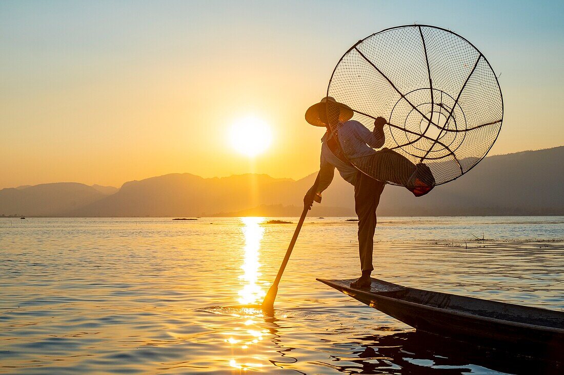 Myanmar (Burma), Shan State, Inle Lake, Intha fishermen with their conical net