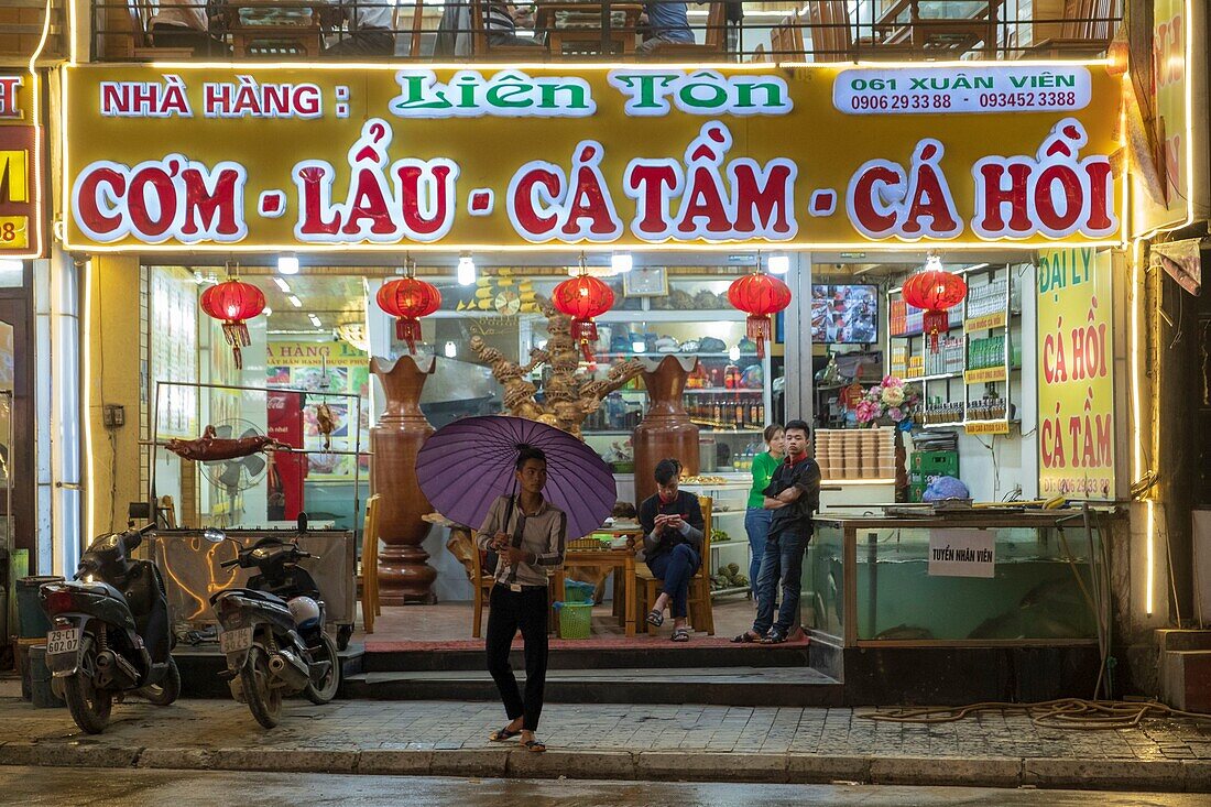 Vietnam, Lao Cai province, Sa Pa town, downtown restaurant
