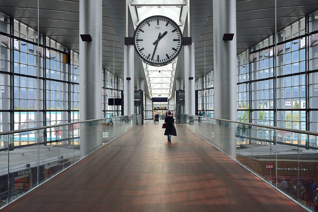 Denmark, Zealand, Copenhagen, Copenhagen International Airport, interior of Terminal 3