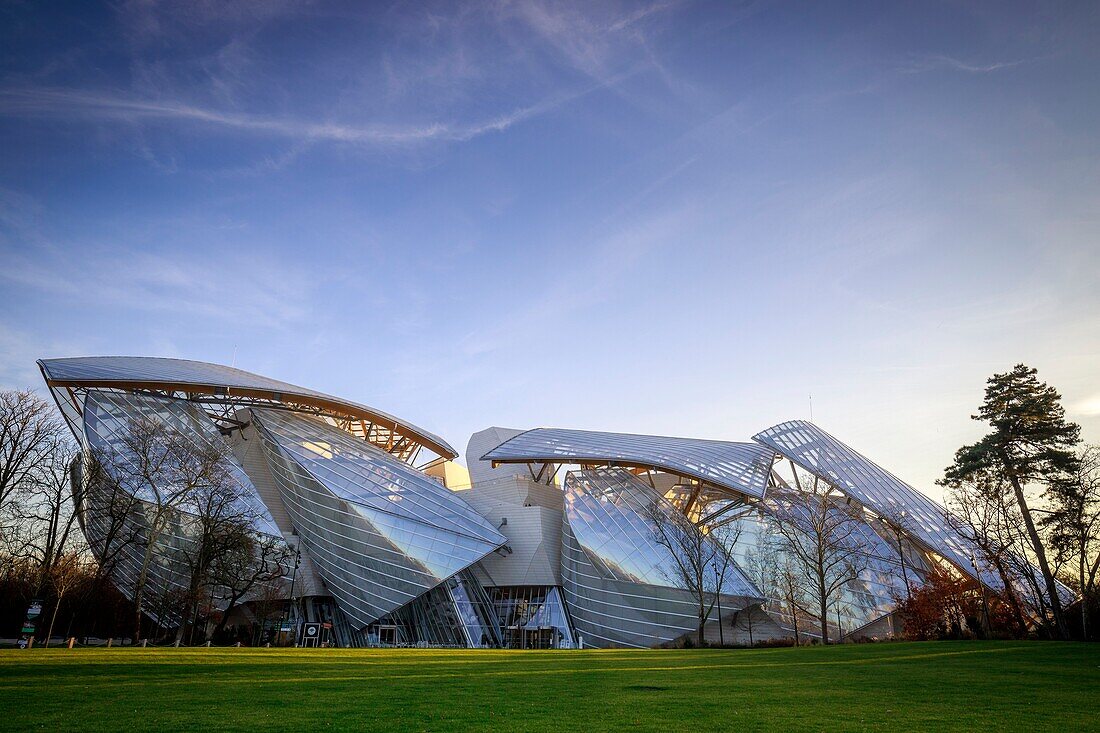 France, Paris, Bois de Boulogne, the Louis Vuitton Foundation of architect Frank Gehry, the Jardin d'Acclimatation