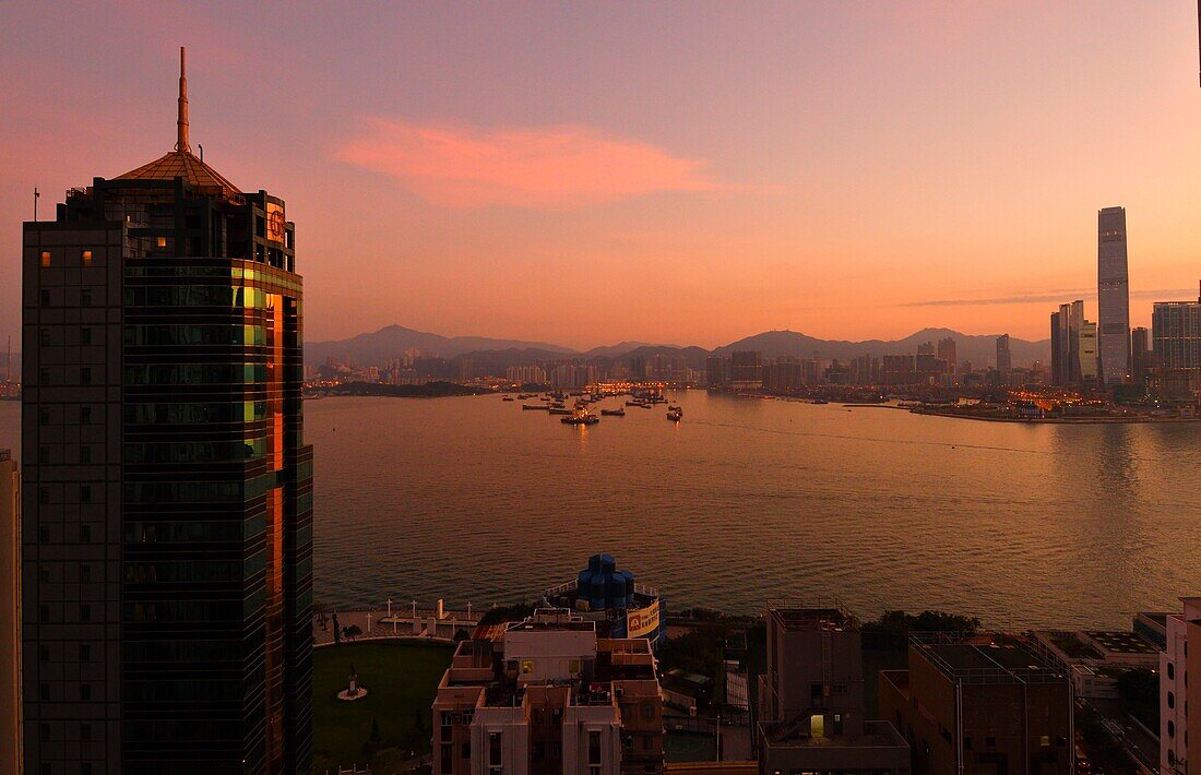 People's Republic of China (Special Administrative Region), Hong Kong Island