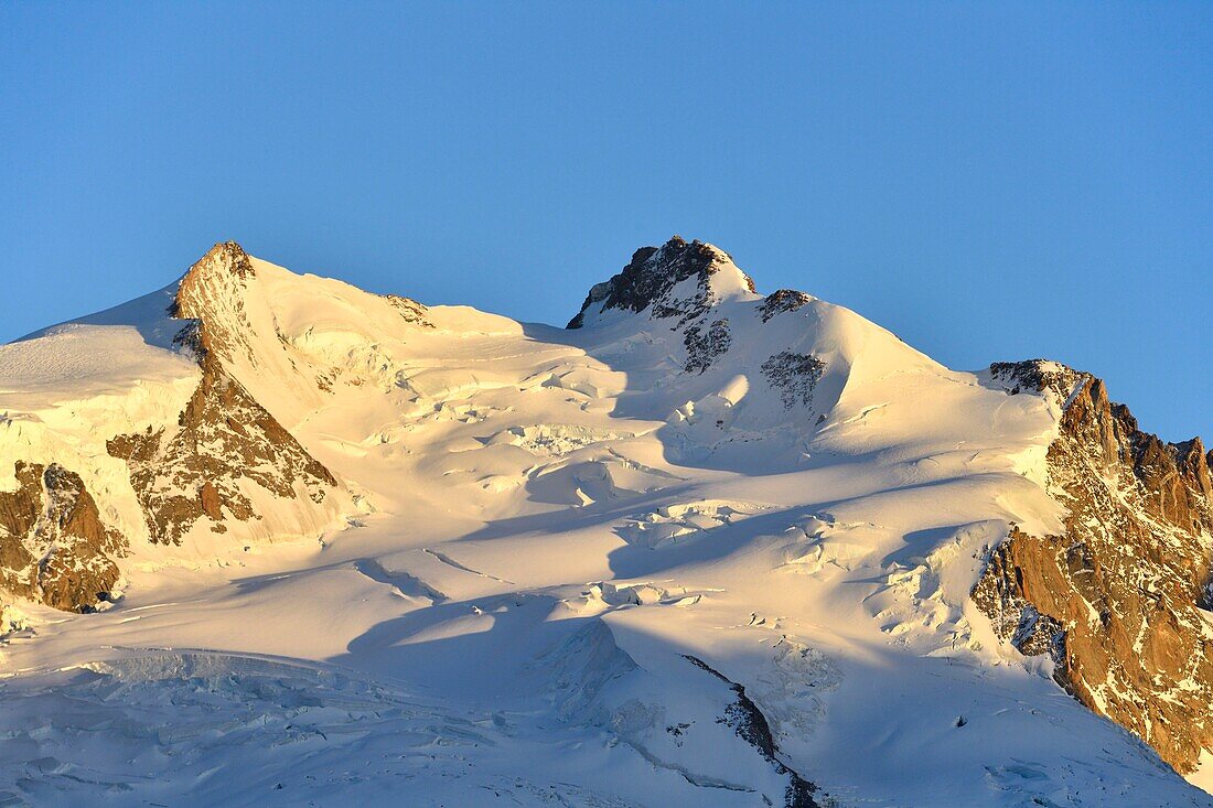 Switzerland, canton of Valais, Zermatt, Gornergrat (3100 m), Monte Rosa Glacier and Monte Rosa (4634m)