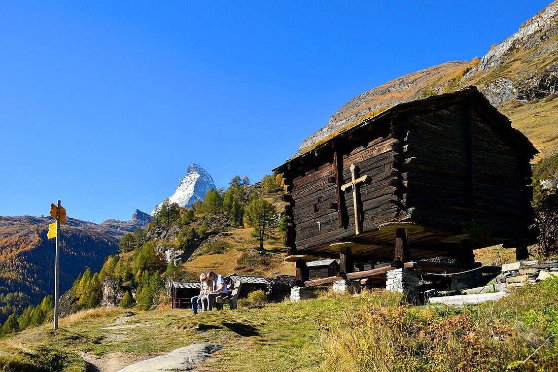 Schweiz, Kanton Wallis, Zermatt, Bahnhof Zermatt am Fusse des Matterhorns (4478m)