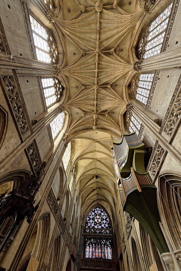 France, Calvados, Caen, Saint Pierre church