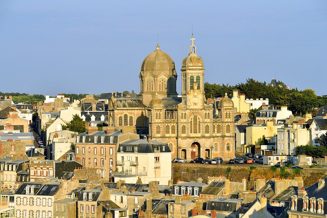 France, Manche, Cotentin, Granville, the Upper Town built on a rocky headland on the far eastern point of the Mont Saint Michel Bay, lower town and Saint Paul church