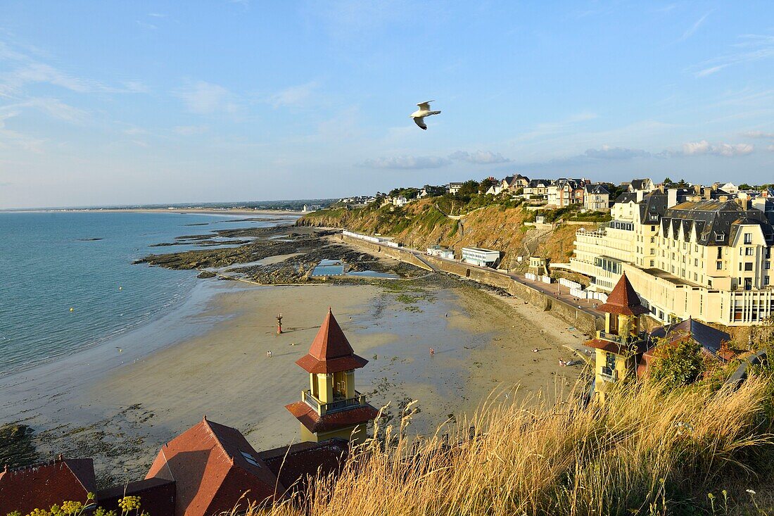 Frankreich, Manche, Cotentin, Granville, die Oberstadt auf einer felsigen Landzunge an der östlichen Spitze der Bucht von Mont Saint Michel