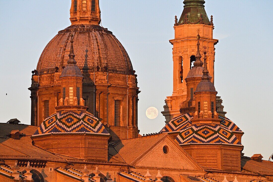 Spain, Aragon Region, Zaragoza Province, Zaragoza, Basilica de Nuestra Senora de Pilar